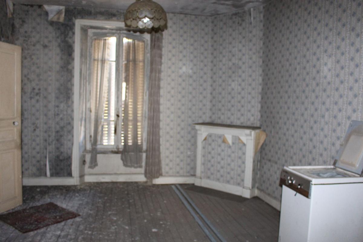 BORT-LES-ORGUES Immeuble de 3 / 4 appartements à Bort-Les-Orgues (19) 11