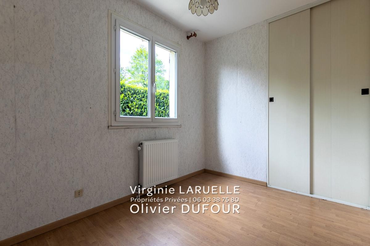 BARENTIN Barentin Maison plain-pied 3 chambres véranda abri de jardin et garage 10