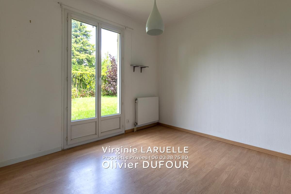 BARENTIN Barentin Maison plain-pied 3 chambres véranda abri de jardin et garage 11