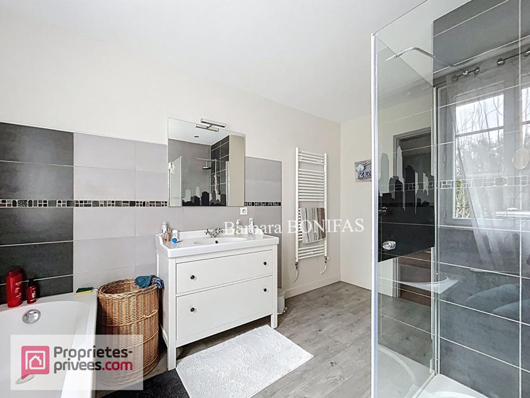 RABASTENS Maison Rabastens 8 pièces 227 m2 12