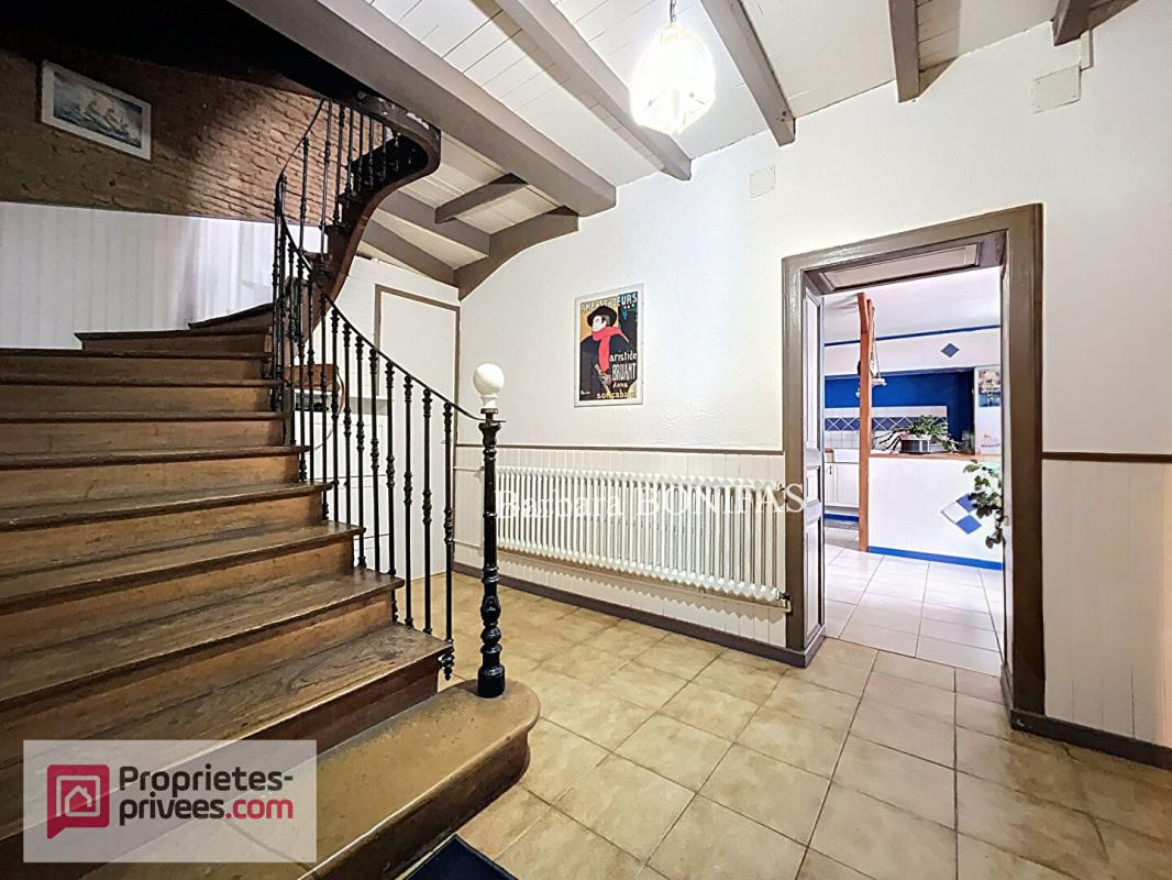 RABASTENS Maison Rabastens 8 pièces 227 m2 7