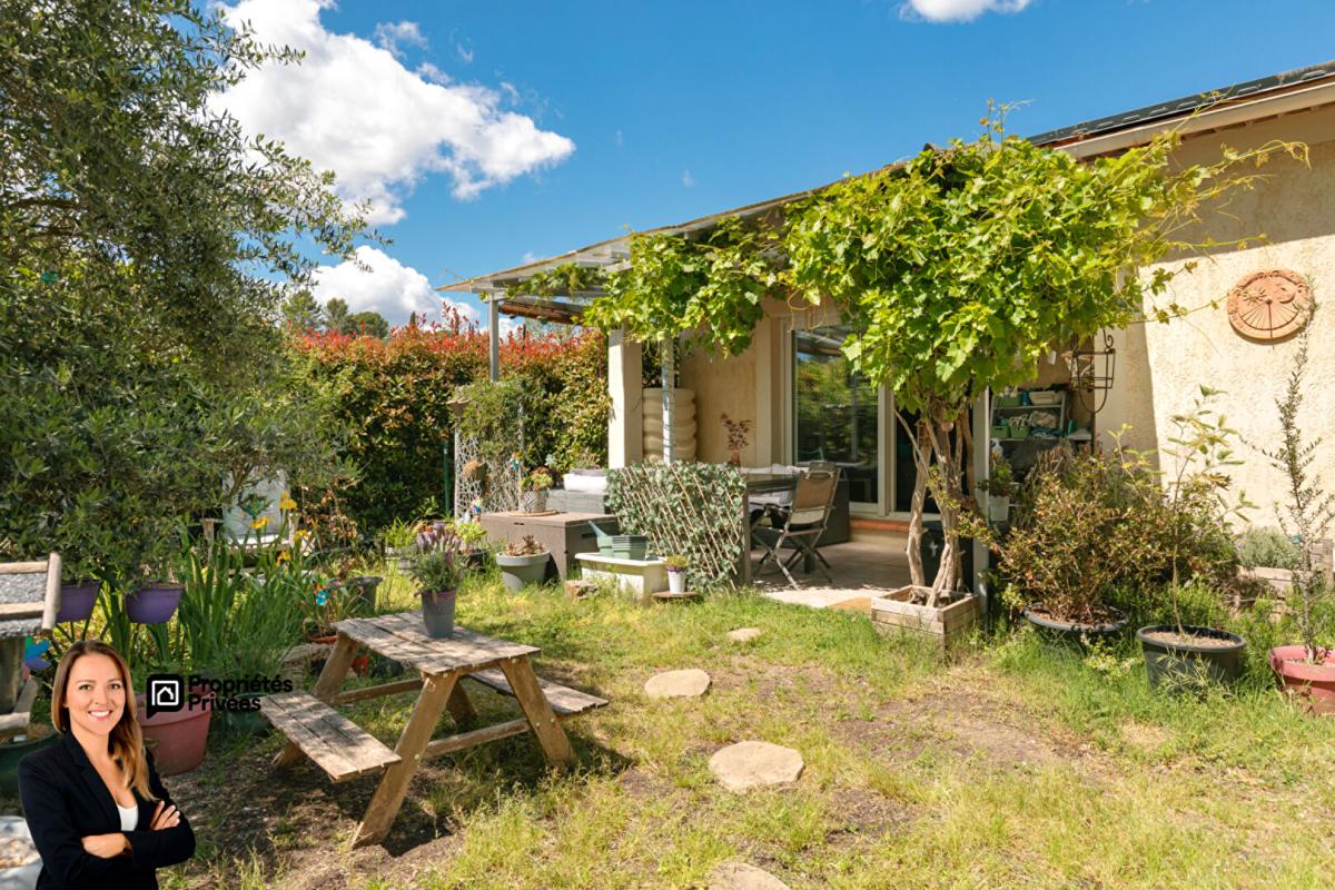 LES ADRETS-DE-L'ESTEREL Maison 3 pièces de plain-pied avec jardin, parking et cave 14