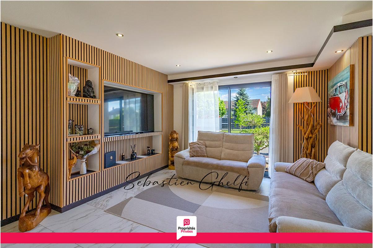 CONTRES belle maison de plain-pied avec 3 chambres-cellier-grand garage-beau terrain 11