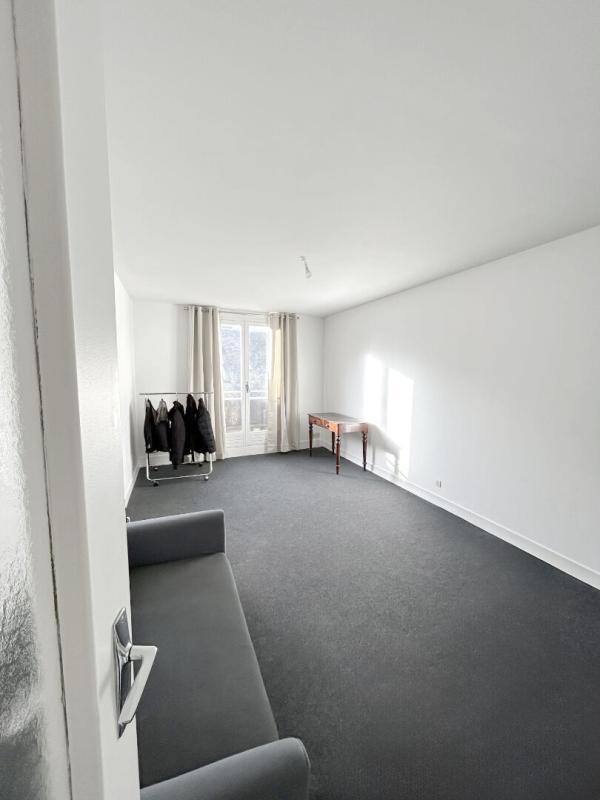 GRANVILLE Appartement T1 - 31m² - Hyper centre Granville 2