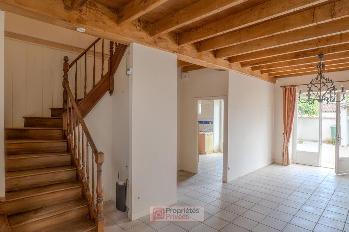 HIERSAC Maison charentaise 180 m2 13