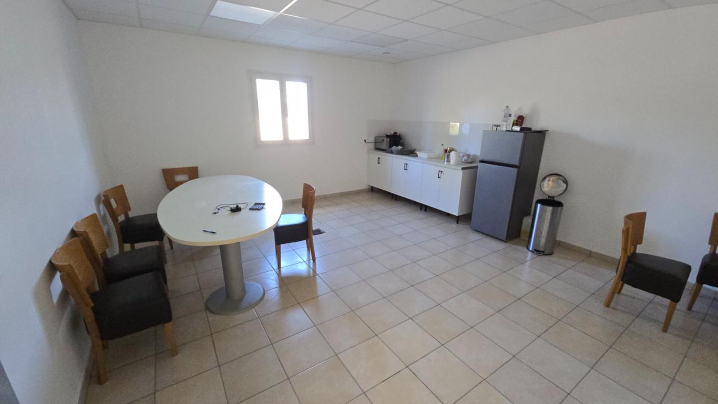 DREUX SECTEUR DREUX - Laboratoire industriel alimentaire1.800 m² 7