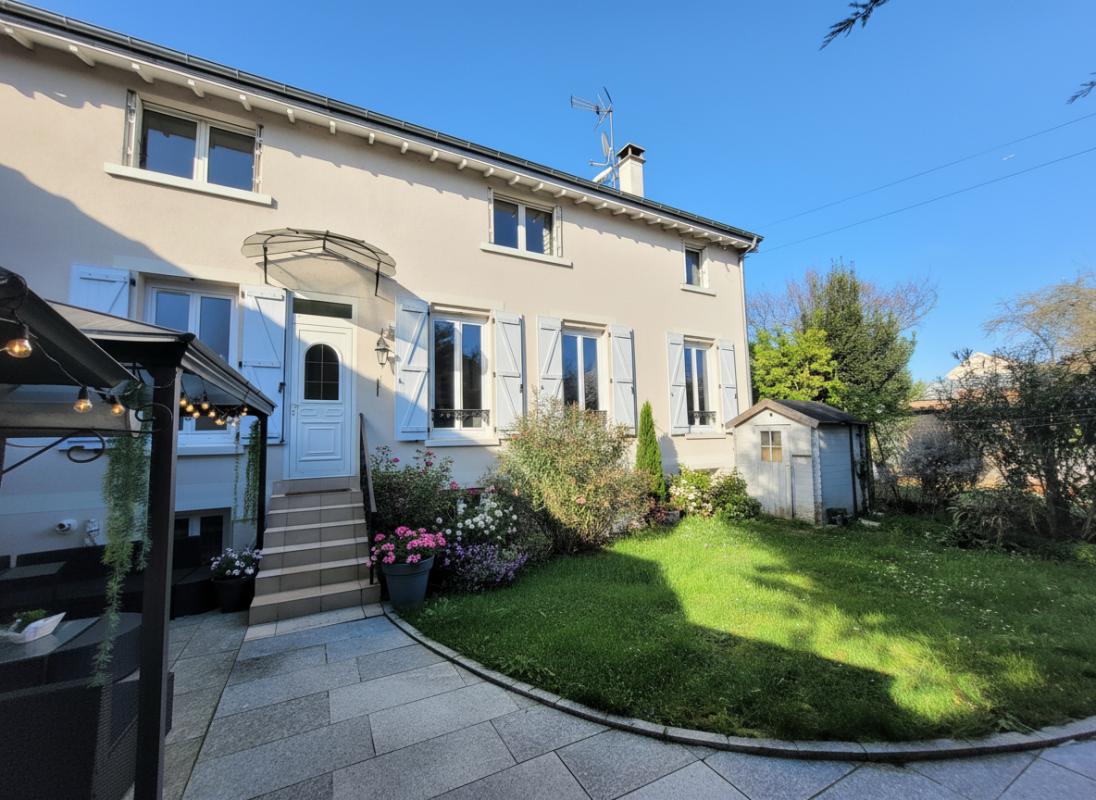 ARGENTEUIL Maison Argenteuil, secteur Orgemont, 95100 Val d'Oise 6 pièce(s) 122 m2 habitables 2