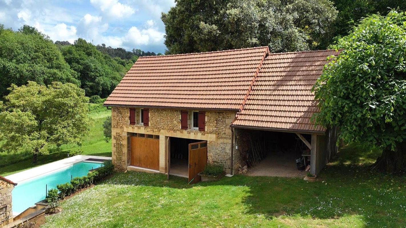 SARLAT-LA-CANEDA Maison Sarlat La Caneda 8 pièce(s) 160 m2 14