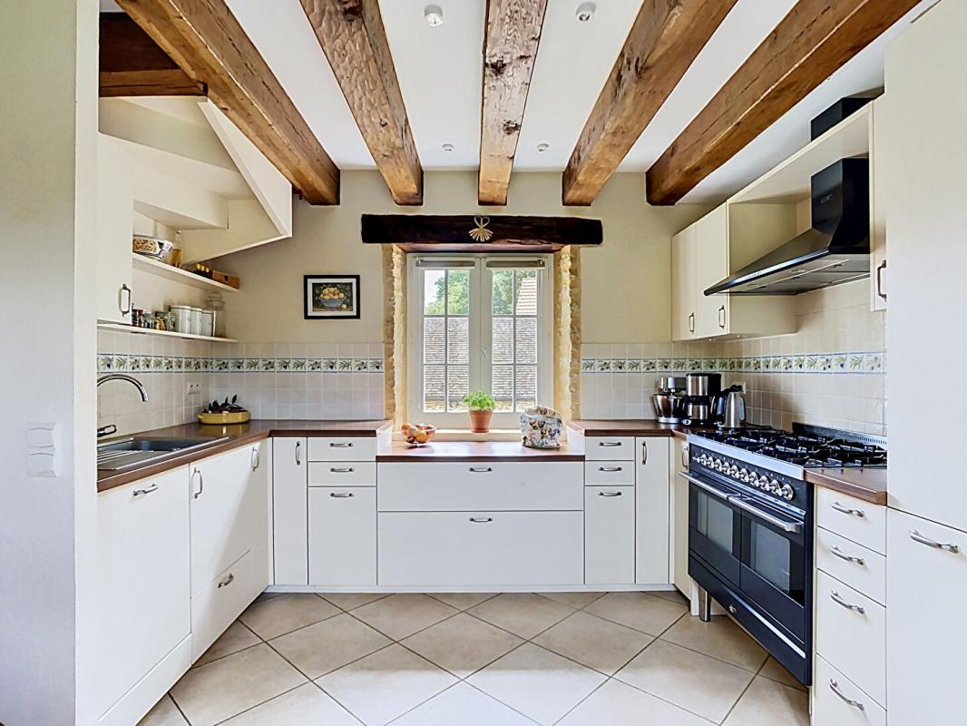 SARLAT-LA-CANEDA Maison Sarlat La Caneda 8 pièce(s) 160 m2 6