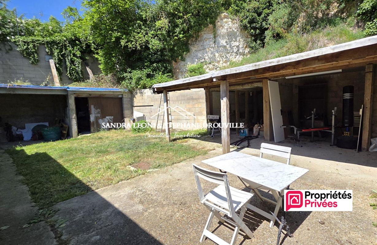 MAINTENON PROCHE MAINTENON CHARMANTE MAISON RENOVEE de 110 m², 3 chambres 10