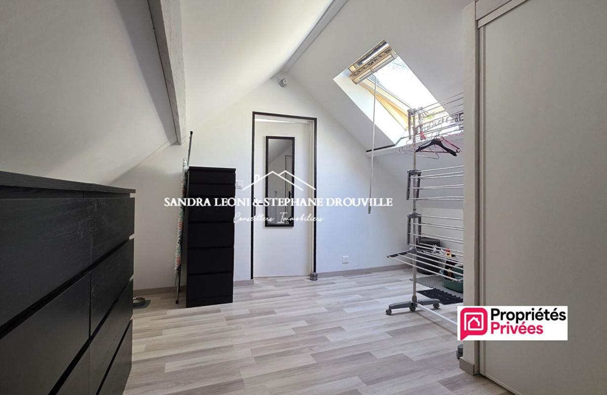 MAINTENON PROCHE MAINTENON CHARMANTE MAISON RENOVEE de 110 m², 3 chambres 6