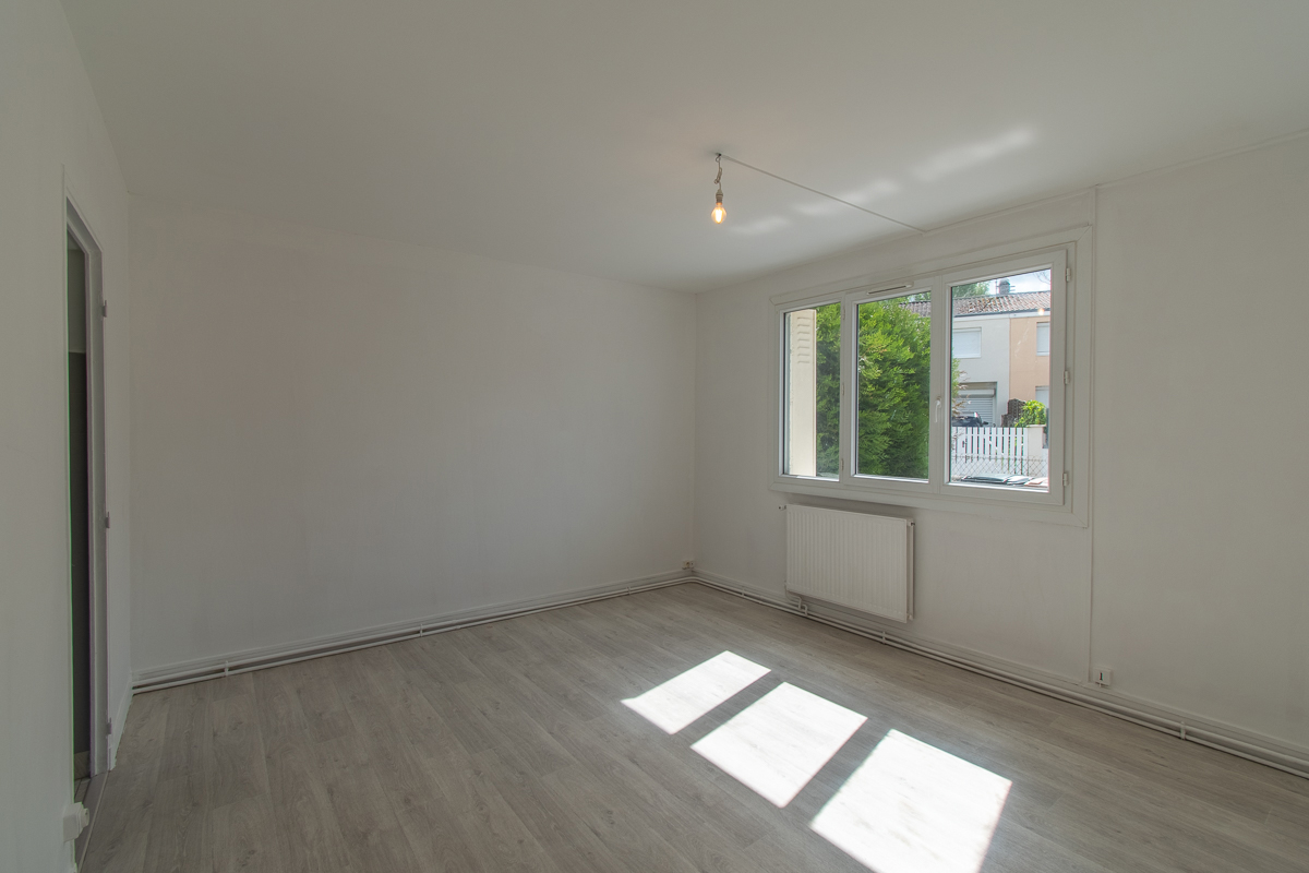 VIERZON Maison Vierzon 4 pièce(s) 68.61 m2 4