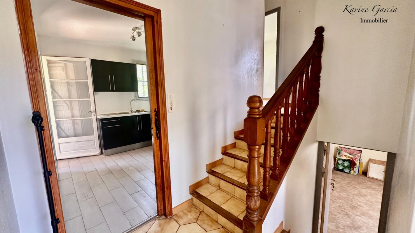 SIX-FOURS-LES-PLAGES EMPLACEMENT PRIVILEGIE - SIX FOURS PROCHE LA COUDOULIERE - MAISON 3 PIECES - TERRAIN 300 M² - GARAGE - SOUS SOL 8
