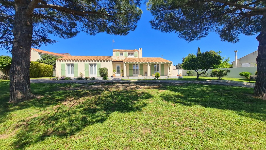 PUIMISSON jolievilla de 128m² avec piscine/dépendance sur 1606m² de terrain 2