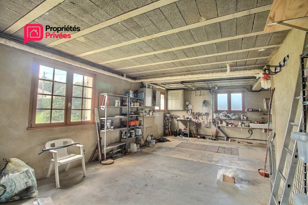 BAGNOLS-SUR-CEZE Bagnols-sur-Cèze Villa  7 pièce(s) 240 m2 , 4 chambres , Terrain 1 200 m², divisible et constructible 9