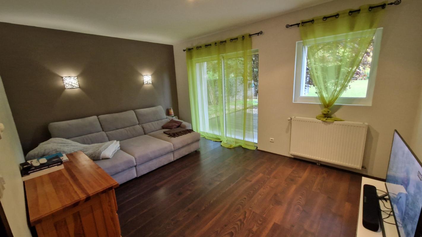 CHAVANNES-SUR-SURAN Maison  rénovée de caractères en pierres 12