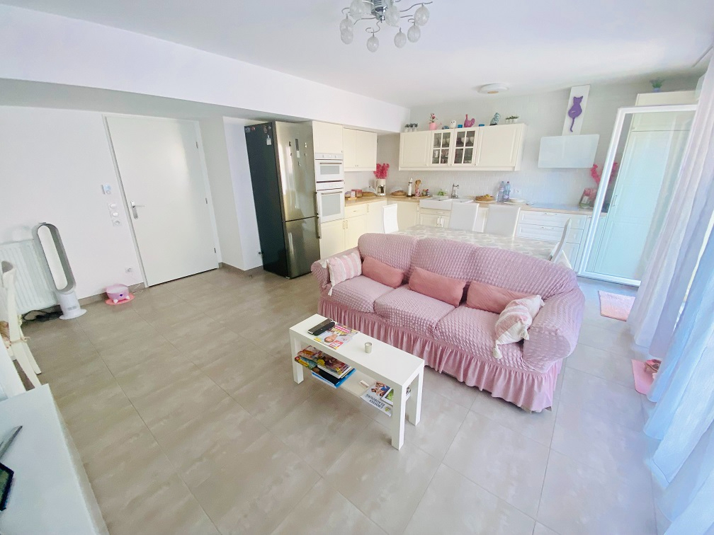 CROISSY-BEAUBOURG Appartement  duplex Croissy Beaubourg 4 pièce(s) 86.42 m2 3