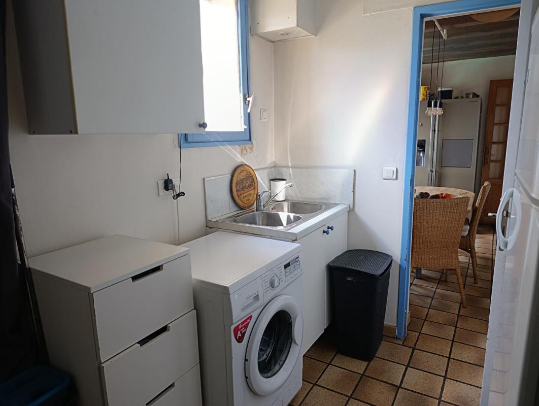 LIMEIL-BREVANNES Maison familiale de 8 pièces avec sous sol total ET piscine  chauffée 14