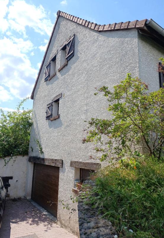 LIMEIL-BREVANNES Maison familiale de 8 pièces avec sous sol total ET piscine  chauffée 9
