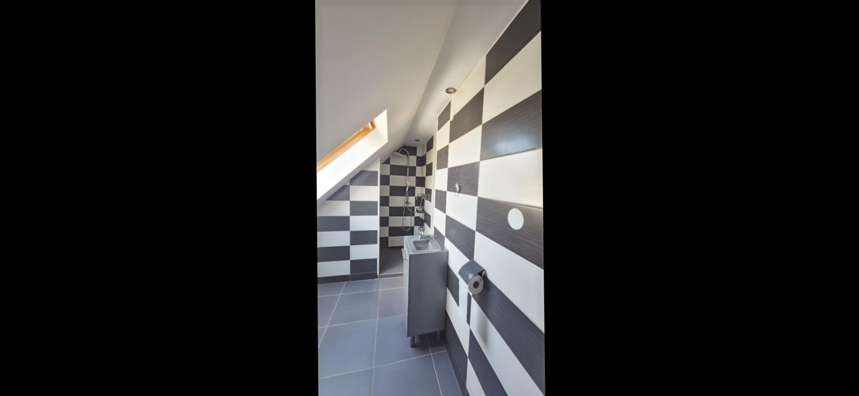 NIEDERBRONN-LES-BAINS Vue imprenable  Maison rénovée  avec terrasse et jacuzzi  Niederbronn-les-Bains 12