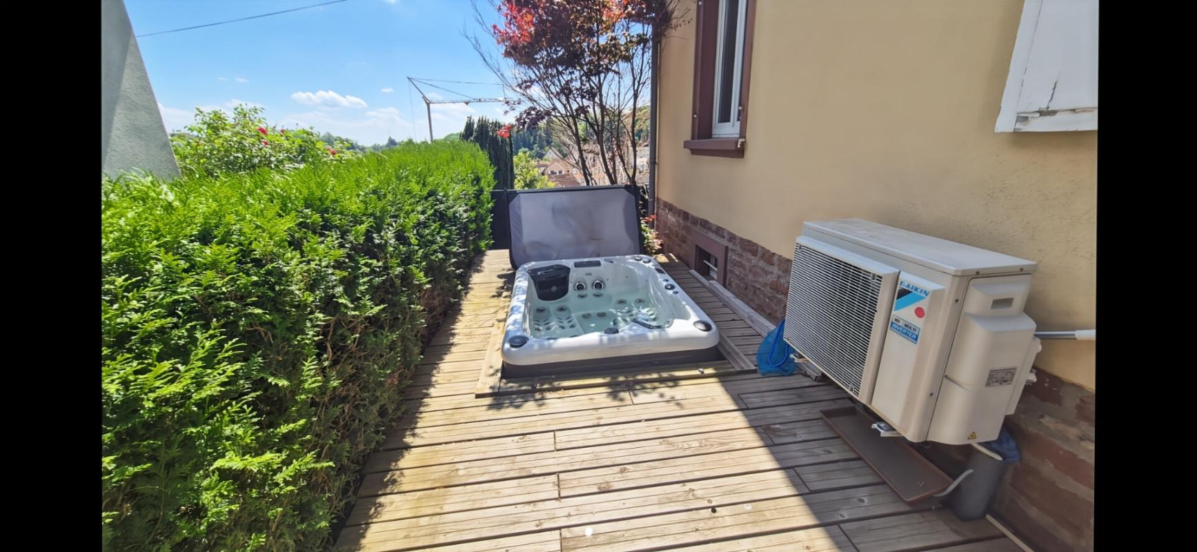 NIEDERBRONN-LES-BAINS Vue imprenable  Maison rénovée  avec terrasse et jacuzzi  Niederbronn-les-Bains 18