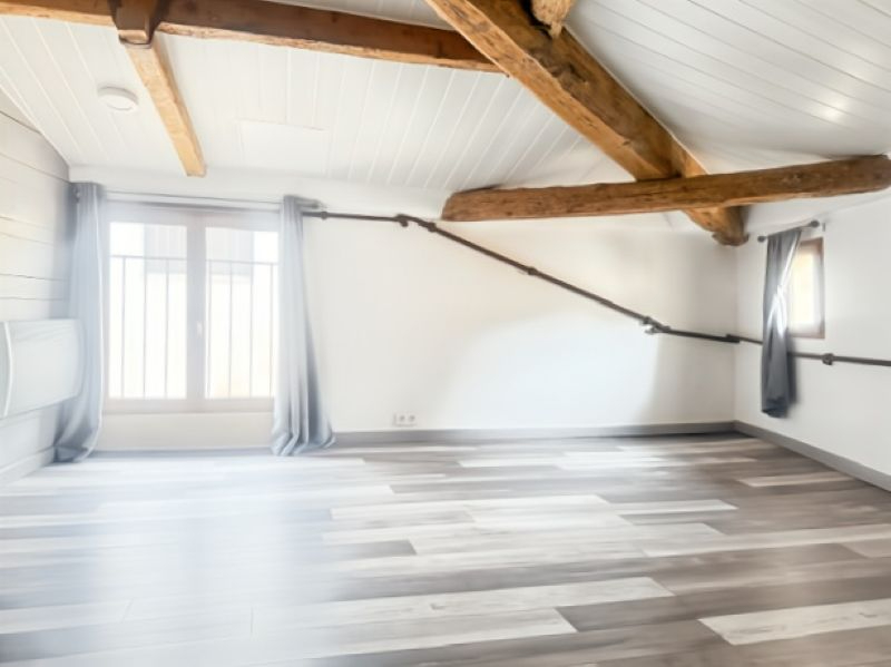 MONTAGNAC Appartement  3 pièce(s) 72m² habitable 5
