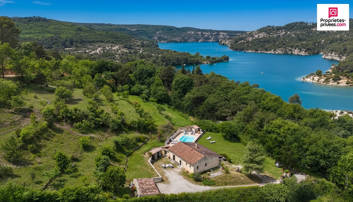 ESPARRON-DE-VERDON Maison Esparron De Verdon 5 pièce(s) 120 m2 avec Piscine et Garage 1