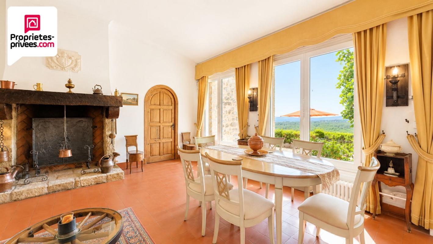 SAINT-CEZAIRE-SUR-SIAGNE DEMEURE UNIQUE DANS VILLAGE PROVENCAL AVEC VUE EXCEPTIONNELLE 12