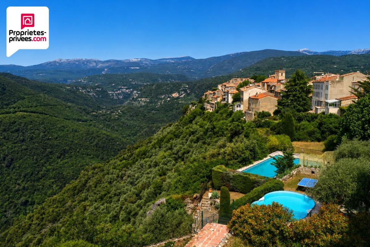 SAINT-CEZAIRE-SUR-SIAGNE DEMEURE UNIQUE DANS VILLAGE PROVENCAL AVEC VUE EXCEPTIONNELLE 3