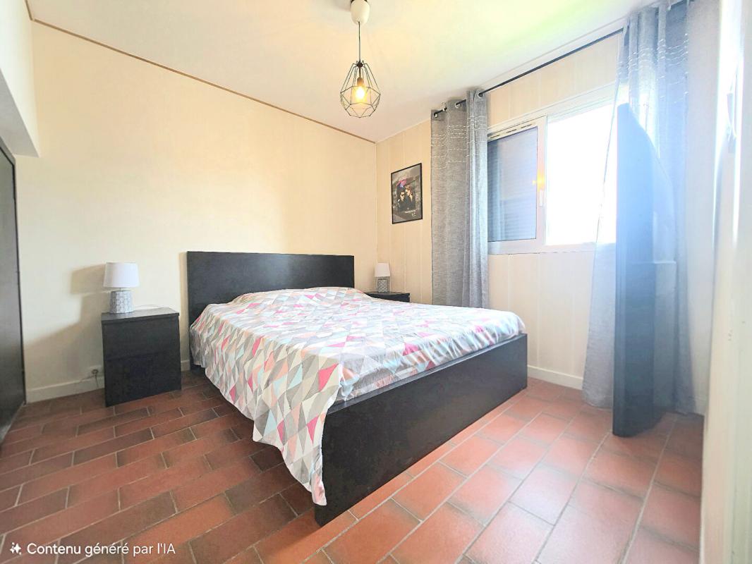 LE LAVANDOU Appartement Le Lavandou 2 pièce(s) 40 m2 ET TERRASSE 7