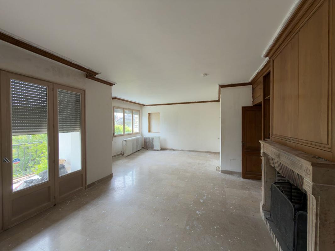 VIERZON Maison Vierzon 4 pièce(s) 159 m2 7