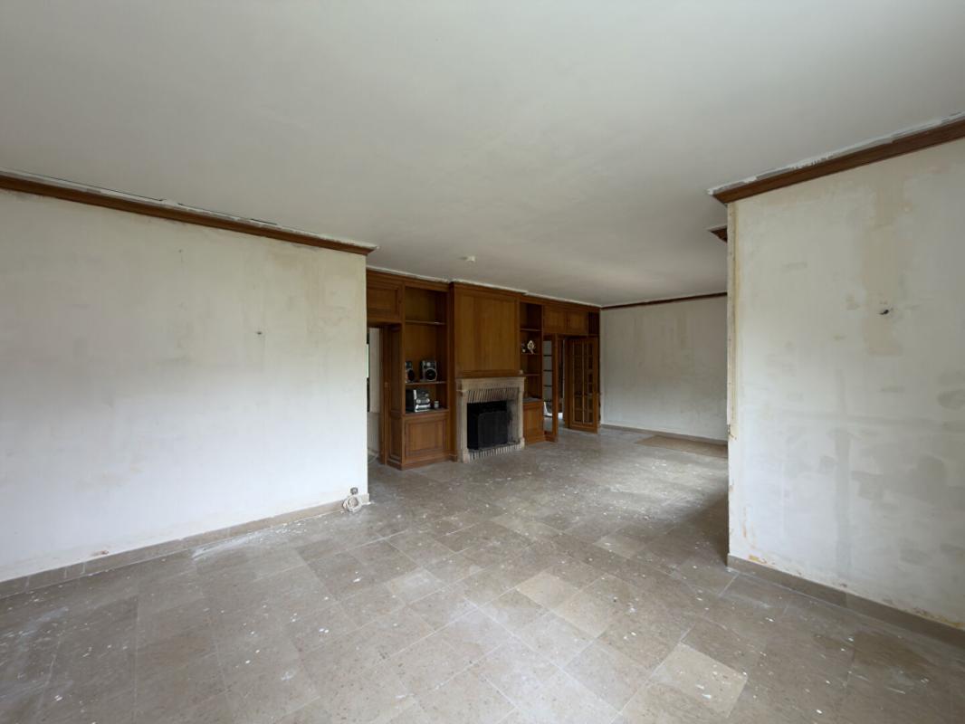 VIERZON Maison Vierzon 4 pièce(s) 159 m2 8