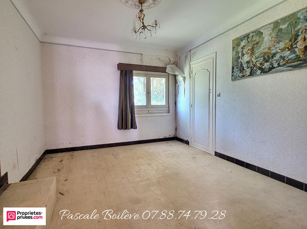 VERNANTES Maison avec diverses dépendances et appartement - VERNANTES (49390) 10