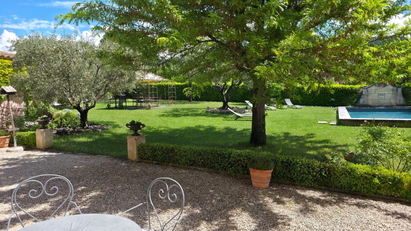MALAUCENE EXCLUSIVITE. 84340, MALAUCENE, A 5 mn à pied du centre-village, BASTIDE DE 8 PIECES DE 203 M² sur 1815 m² de TERRAIN clos avec Piscine 5