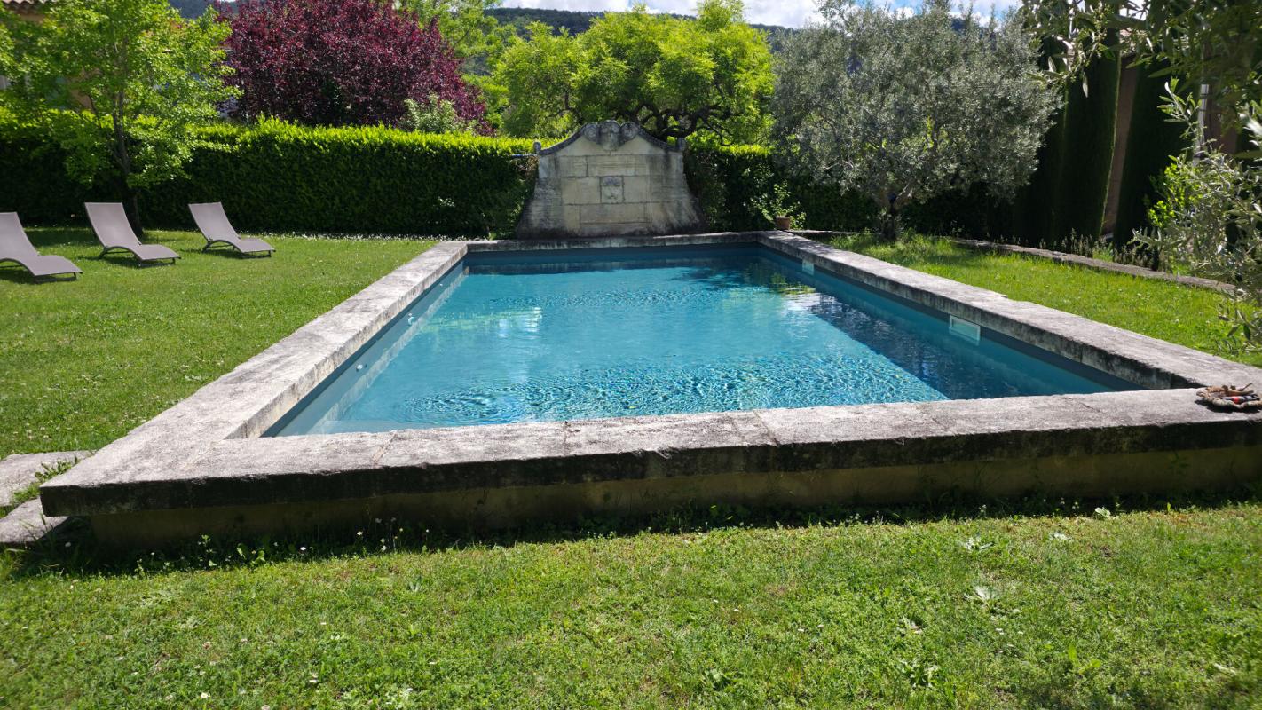 MALAUCENE EXCLUSIVITE. 84340, MALAUCENE, A 5 mn à pied du centre-village, BASTIDE DE 8 PIECES DE 203 M² sur 1815 m² de TERRAIN clos avec Piscine 9