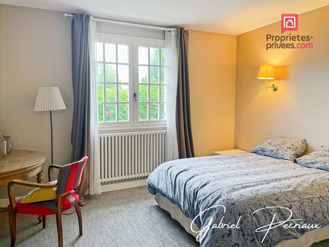 SAINT-ANDRE-LES-VERGERS Maison Saint Andre Les Vergers 5 pièce(s) 111 m2 2