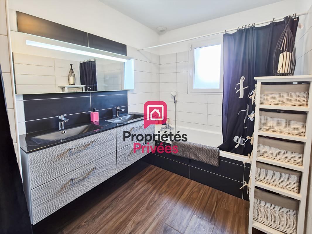LANGON Maison contemporaine 107 m2 - 4 chambres - Piscine - Secteur Calme 14