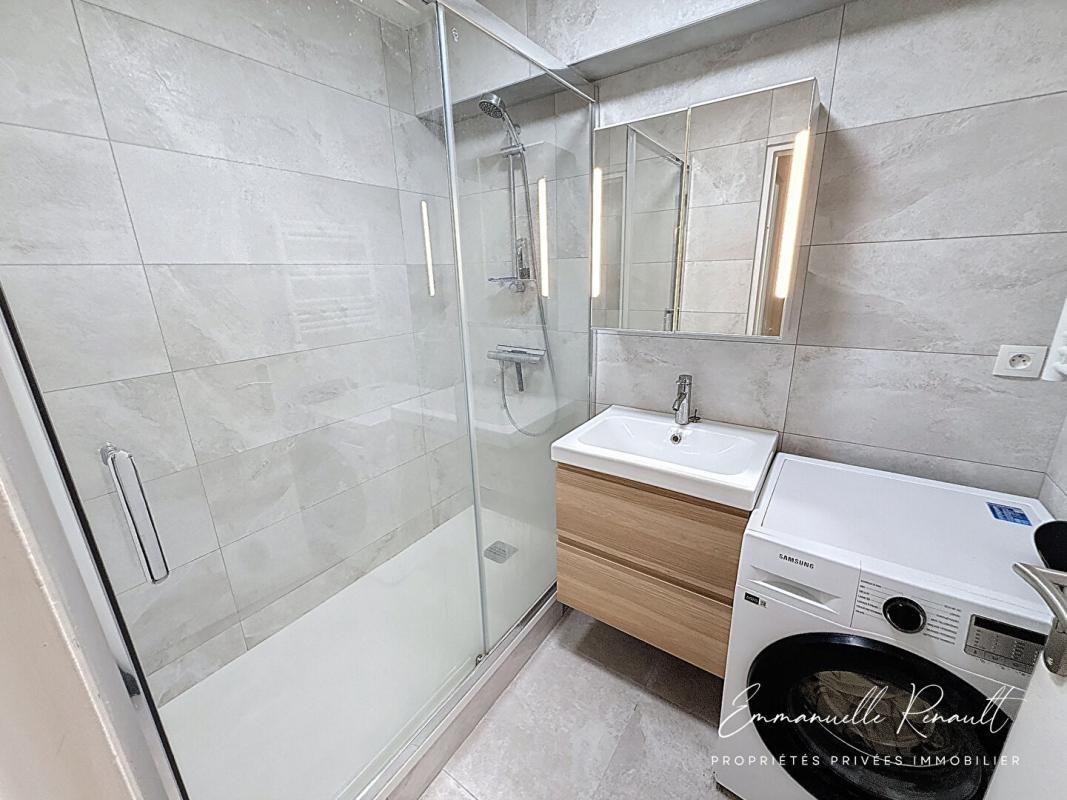 VANNES Appartement T3 de 61,70 m² avec jardin privatif, à proximité immédiate de l'étang de Tohannic · Vannes 8