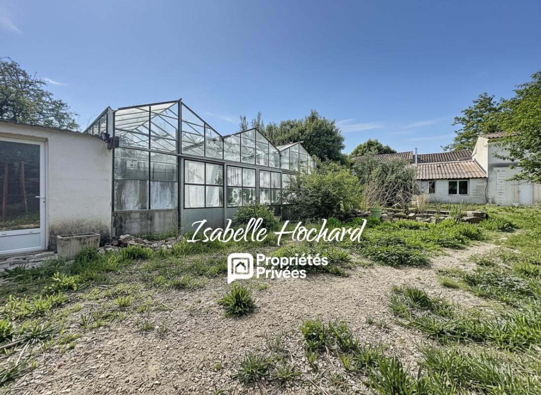 NEOULES Propriété de charme Ancien moulin rénové de 253 m² habitables sur plus de 8 000 m² de terrain ? Néoules 13
