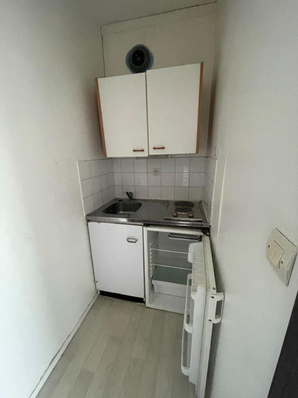 BORDEAUX Appartement T1 18 m2 3