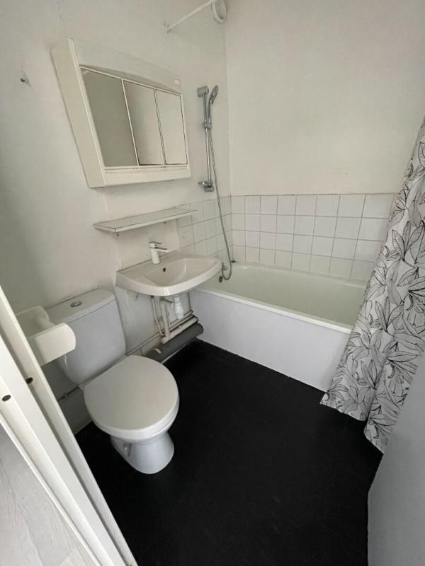 BORDEAUX Appartement T1 18 m2 4