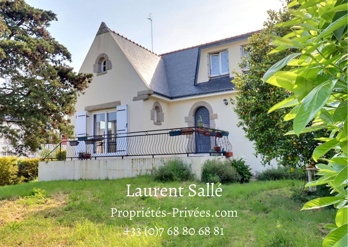 QUESTEMBERT QUESTEMBERT 56230 - MAISON CENTRE VILLE.  6 pièces 108m2 1