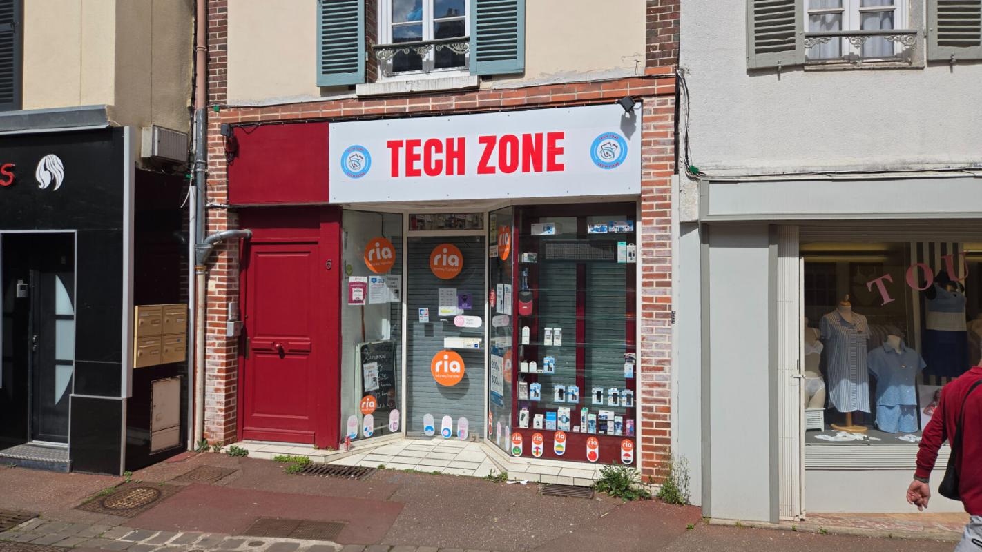 DREUX DREUX, CENTRE VILLE - LOCATION LOCAL COMMERCAIL 72 m² 4