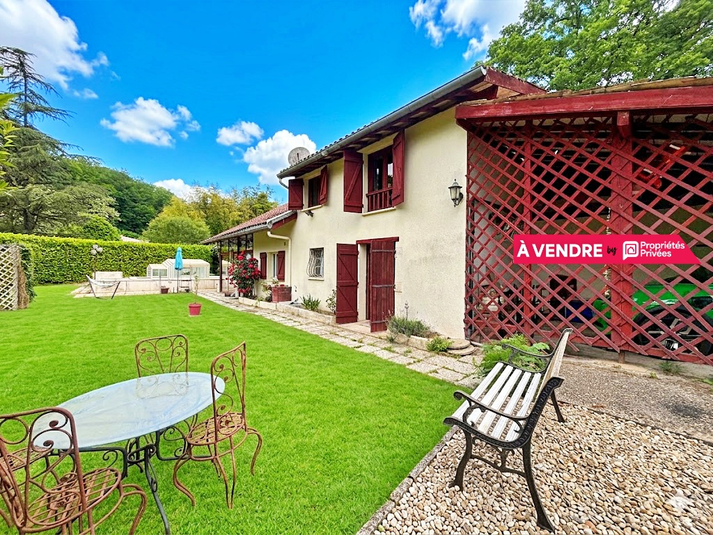 CAMBES Maison Cambes 7 pièce(s) 158 m2 jardin piscine 11