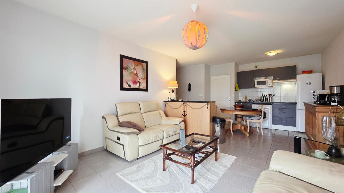 BOURGES BOURGES APPARTEMENT RECENT 3 PIECES TERRASSE GARAGE PARKING 4