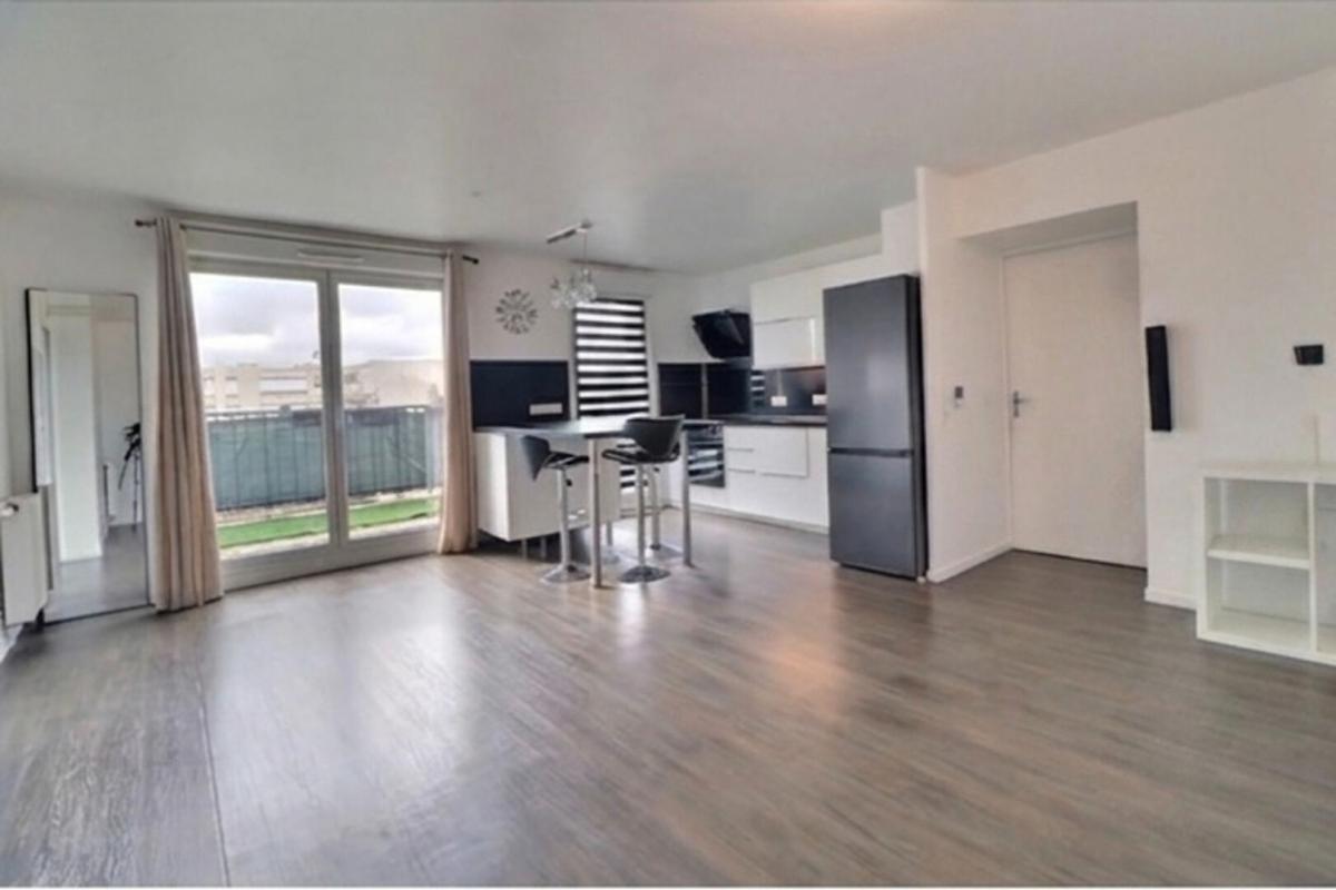 AULNAY-SOUS-BOIS Appartement Aulnay Sous Bois 4 pièce(s) 1