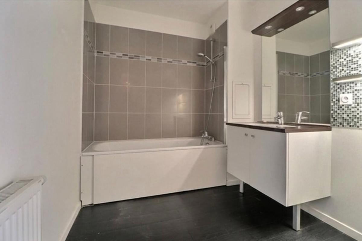 AULNAY-SOUS-BOIS Appartement Aulnay Sous Bois 4 pièce(s) 5