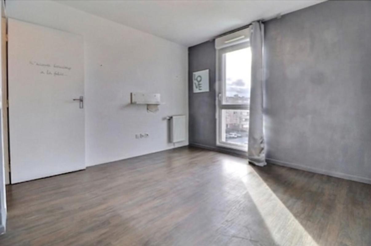 AULNAY-SOUS-BOIS Appartement Aulnay Sous Bois 4 pièce(s) 6