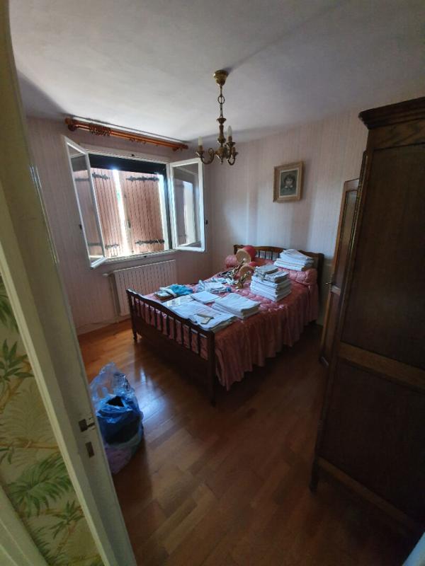 LE POINCONNET Maison individuelle 6 piéces, s/sol, garage et terrain 2660 m2 10