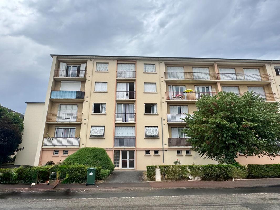 LIMOGES Appartement refait à neuf Limoges 2 pièce(s) 44 m2 13
